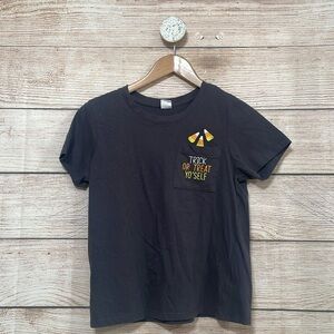 La Luna Medium Grey Trick Or Treat Yo’Self Short Sleeve Shirt